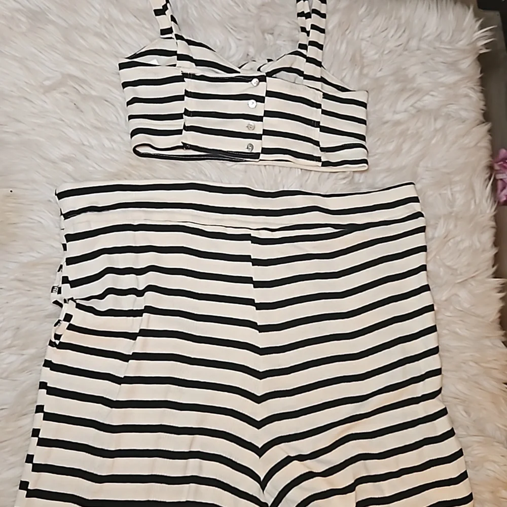 **Free People “Bon Voyage” Stripe Set – Size Medium (Top & Pants)**